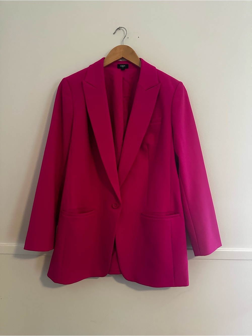 Express Fuchsia Single-Button Women's Blazer and Pants Suit